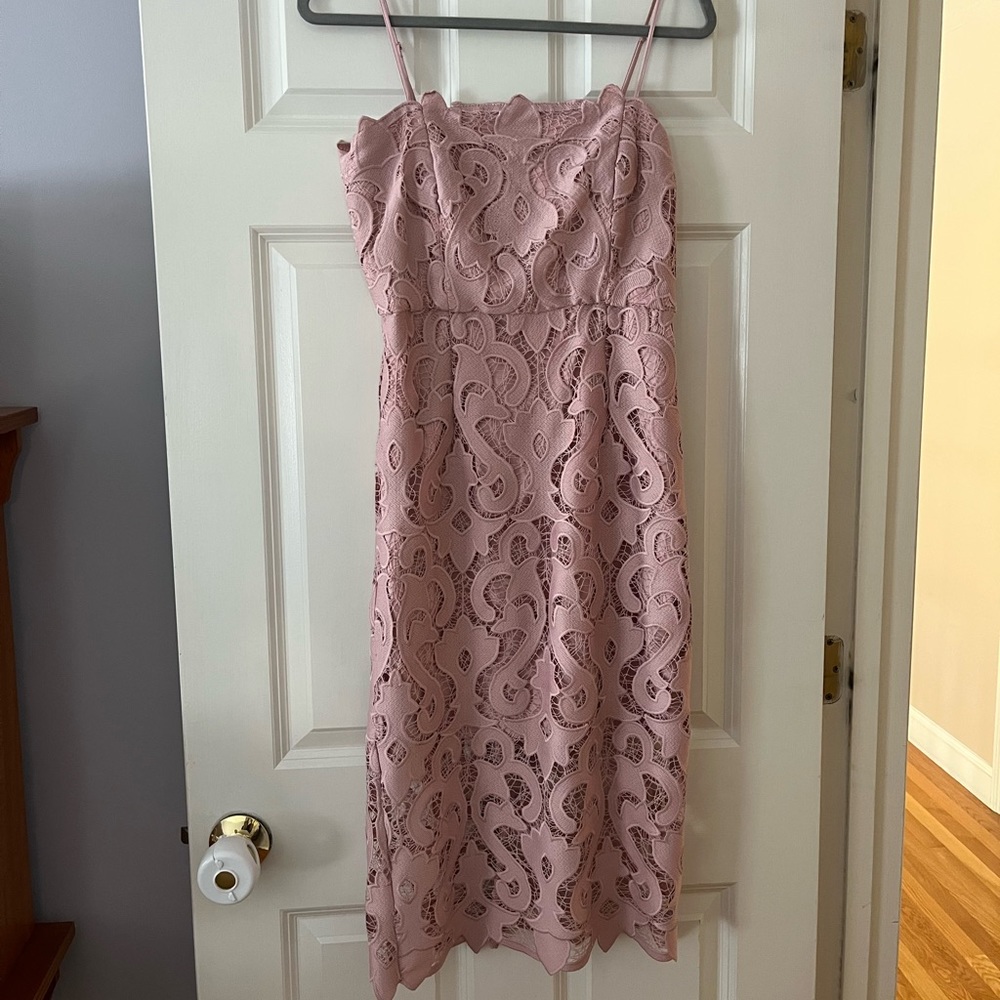 Bardot size 6 light pink dress